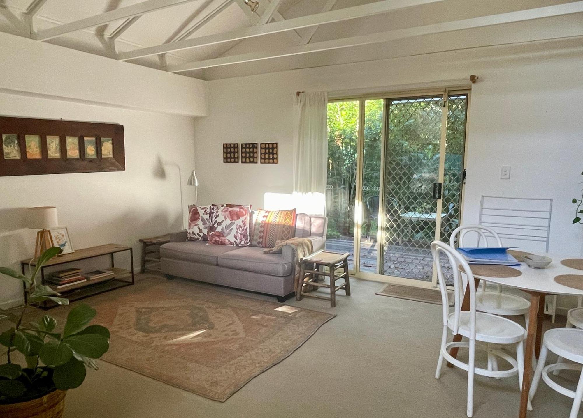 Lilli Pilli Guesthouse Μπάιρον Μπέι Εξωτερικό φωτογραφία